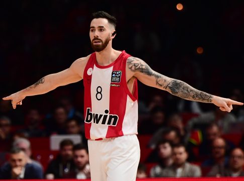 Ολυμπιακός: Επέστρεψε στις προπονήσεις ο Βιλντόζα – Μέρος του προγράμματος έβγαλε ο Γουόκαπ!