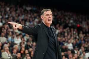 Επιμένουν οι Ισπανοί: «Πάει για διπλό «μπαμ» ο Ολυμπιακός»