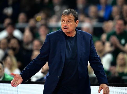 Αταμάν: «Ο Σαμοντούροφ έκανε τρομερό ματς – Μοιράσαμε τα λεπτά και κάναμε το 1-0»