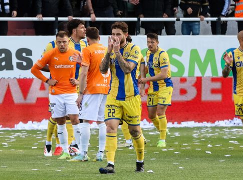 Ο Μούμο κάνει το 1-0 για τον Αστέρα στο «Γεντί Κουλέ» και η πρόκριση στα ίσια (vid)