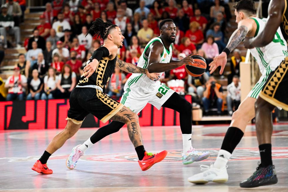 Γκραντ: «Έκανε εμφάνιση MVP ο Ναν, ήταν η καλύτερη της σεζόν»