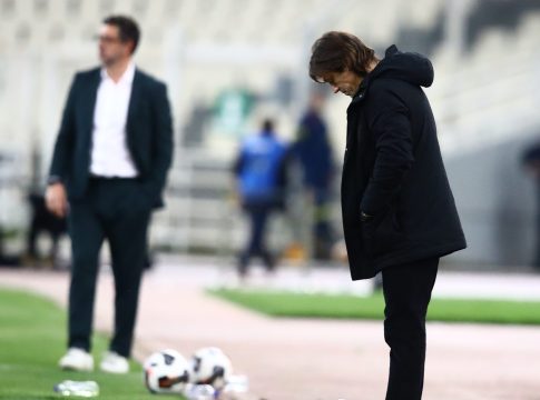 H AEK έφαγε τρία γκολ και έχασε από τον Παναθηναϊκό με 22-9 τελικές υπέρ της