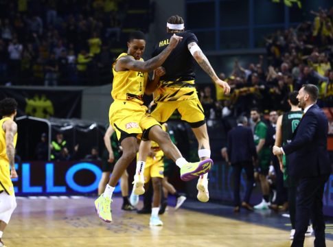 ΑΕΚ – Ναντέρ 76-69: Νίκησε γιατί δεν γινόταν να χάσει και πάει στη Γαλλία για το 2-0