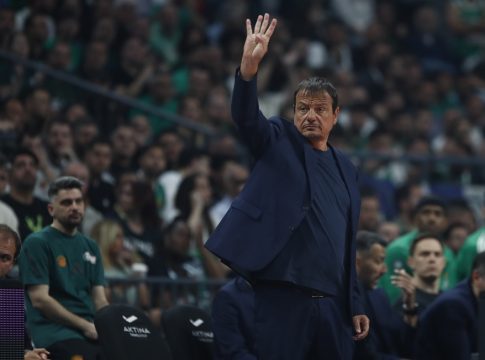 Και με τα media τα έβαλε ο Αταμάν
