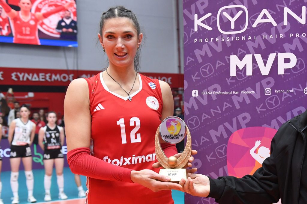 MVP της Volley League γυναικών η Κούμπουρα