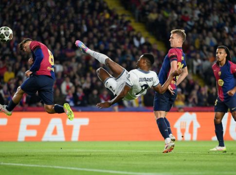 Μπαρτσελόνα – Ίντερ 3-3: Άντεξαν στη ματσάρα του Μονζουίκ οι «νερατζούρι» και όλα θα κριθούν στο Μιλάνο
