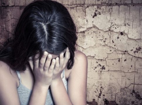 Λάρισα: Ποινική δίωξη σε καθηγητή για ασέλγεια εις βάρος ανήλικης μαθήτριας