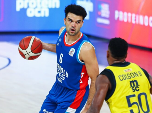 Αμφίβολος ο Μπράιαντ για την Εφές λίγο πριν την έναρξη της σειράς με τον Παναθηναϊκό