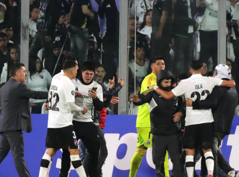 Τραγωδία σε αγώνα του Copa Libertadores: Νεκρός ένας 13χρονος και ένας 18χρόνος οπαδός (vids)