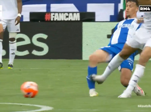 Απευθείας κόκκινη στον Εμπαπέ μετά από σκληρό μαρκάρισμα (vid)