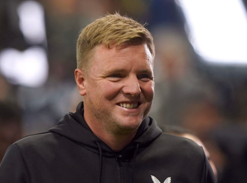 Νιούκαστλ: Παραμένει κλινήρης ο Χάου λόγω πνευμονίας