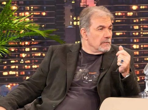 Ο Δημήτρης Σταρόβας συγκλονίζει στις κορυφαίες ευχές του φετινού Πάσχα: «Δεν έχω φωνή, αλλά δε μου πήγαινε η καρδιά…»