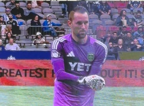 Απίστευτο: Ποντίκι διέκοψε αγώνα του MLS στο Βανκούβερ (vid)