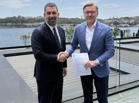 Τουράν… διετίας η Σαχτάρ Ντόνετσκ (pic)