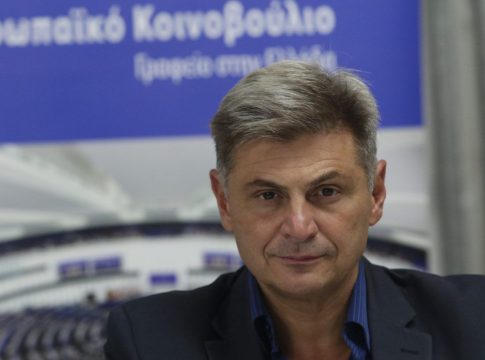 Φαραντούρης: Πέρασε η πρότασή του για παράταση στην εκταμίευση κονδυλίων του Ταμείου Ανάκαμψης