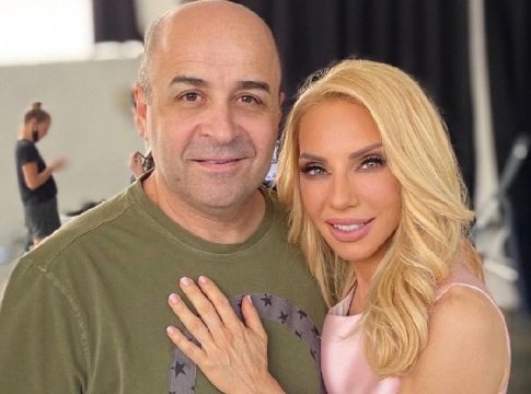 470τμ, πισίνα, άπειρα μπαλκόνια: Αυτή είναι η βίλα του Σεφερλή στη Βούλα που αγόρασε με την 1η του γυναίκα & μόλις χώρισαν, την εγκατέλειψαν
