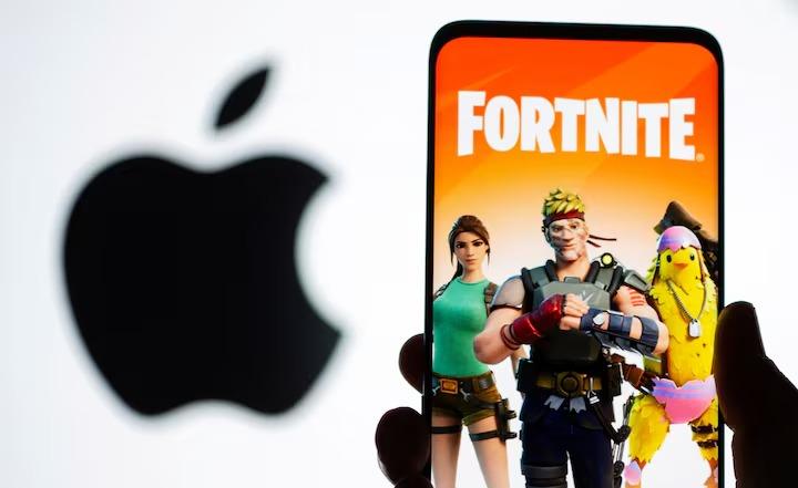 H Apple μπλόκαρε ξανά το Fortnite – Νέο επεισόδιο στην κόντρα με την Epic Games