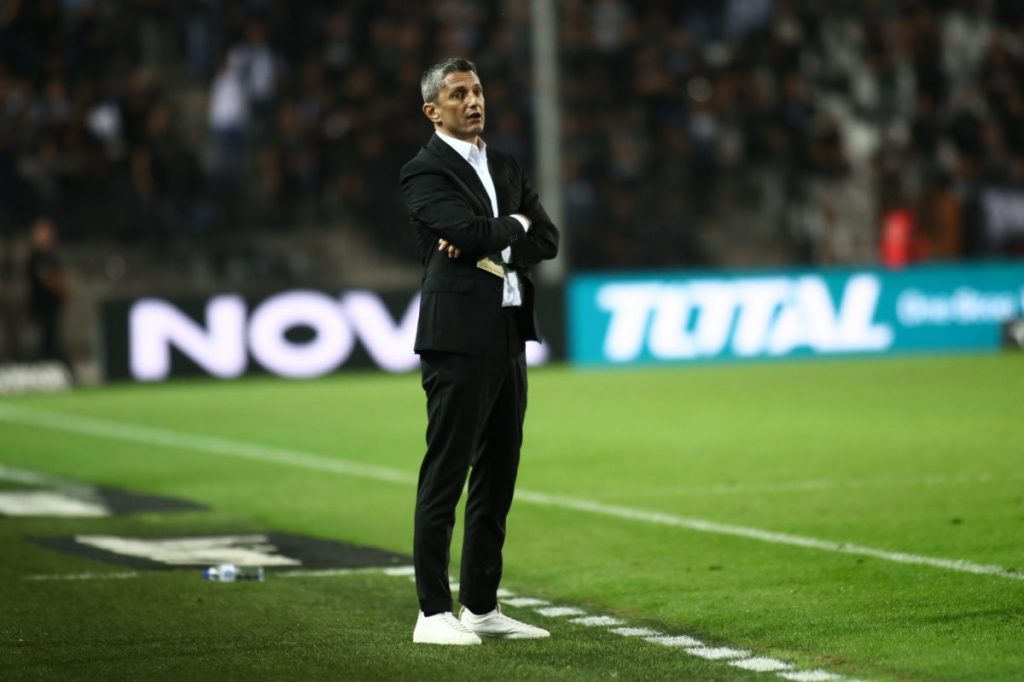Ανατροπή: Συνεχίζουν μαζί ΠΑΟΚ και Ραζβάν Λουτσέσκου!