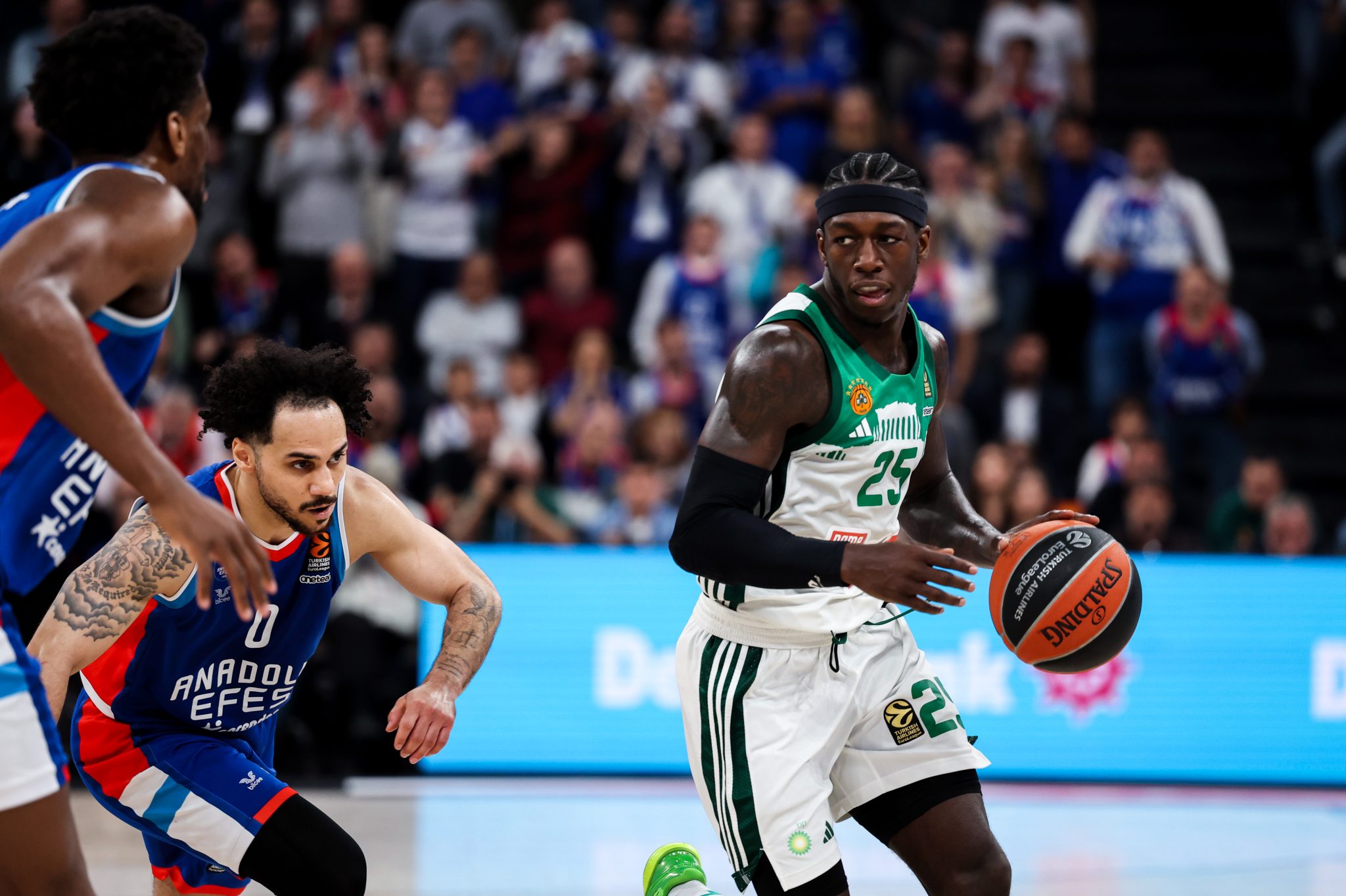 Αυτοί είναι οι διαιτητές του Game 4 του Παναθηναϊκού με την Εφές