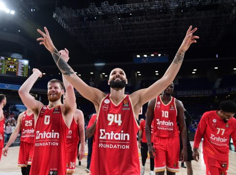 Ο Ολυμπιακός δεν προκρίθηκε απλά, ξόρκισε μια κατάρα 30+ χρόνων…