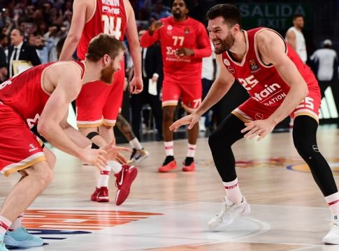 Ολυμπιακός: Τι είπαν Πίτερς, Λι και Λαρεντζάκης για την πρόκριση στο Final Four (vid)