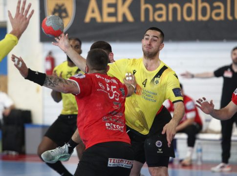 ΑΕΚ – Δράμα 34-31: Με ζόρι το 1-0 η Ένωση στα ημιτελικά