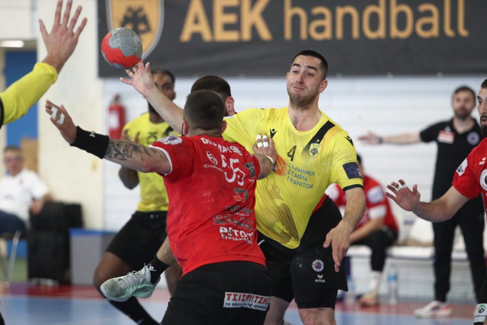 ΑΕΚ – Δράμα 34-31: Με ζόρι το 1-0 η Ένωση στα ημιτελικά