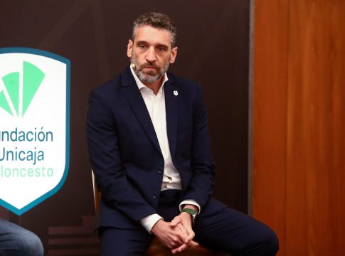 Ναβάρο: «Τιμή μου να αντιμετωπίζω τον Σάκοτα – Έχω αναμνήσεις μαζί του από όταν ήμουν παιδί»