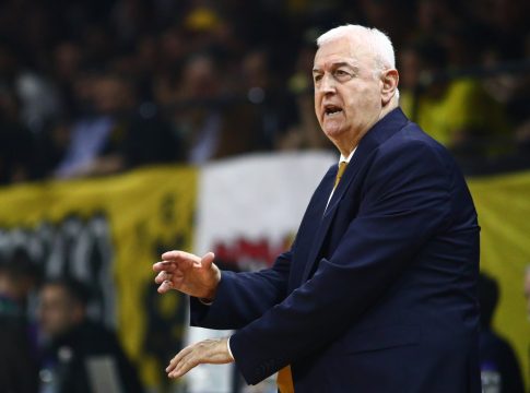 Σάκοτα: «Χαρά μας να παίζουμε με ομάδα όπως ο Ολυμπιακός»