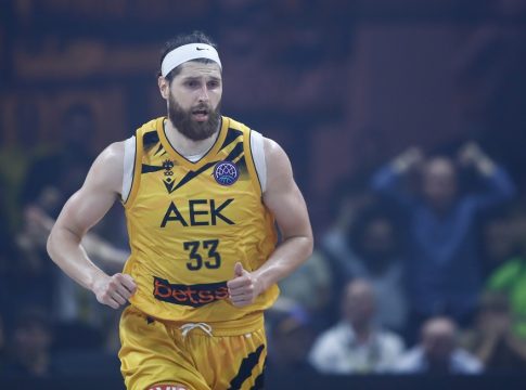 Γκόλντεν: «Πονάει η ήττα αλλά είμαστε περήφανοι για τον εαυτό μας»