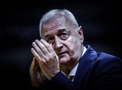 Σάκοτα: «Δύο φορές έχουμε επιβεβαιώσει ότι είμαστε 3οι στo πρωτάθλημα, μας το ζητάνε ακόμη μία φορά – Ευχαριστώ τον κόσμο»