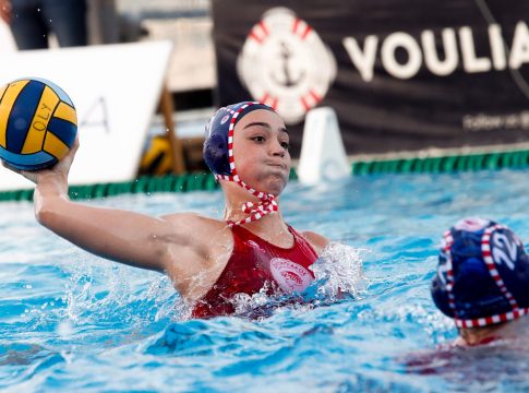 Βουλιαγμένη – Ολυμπιακός 8-10: «Θρυλικό» break και 1-0 για τις «ερυθρόλευκες»