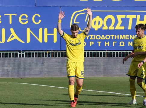 Παναιτωλικός – Πανσερραϊκός 1-0: Ο Αποστολόπουλος έδωσε στους Αγρινιώτες την δεύτερη θέση στα play-out