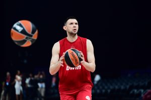 Παπανικολάου: «Θα είναι κάτι το ξεχωριστό να έρθει αυτό το τρόπαιο στα 100 χρόνια του Ολυμπιακού»