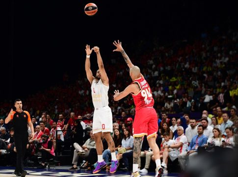 Ολυμπιακός – Μονακό 68-78: Μόνο ο Φουρνιέ και ο Σπανούλης στο Άμπου Ντάμπι