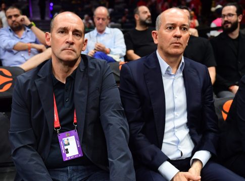 Οι αδελφοί Αγγελόπουλοι έδωσαν το παρών στον μικρό τελικό (pics)
