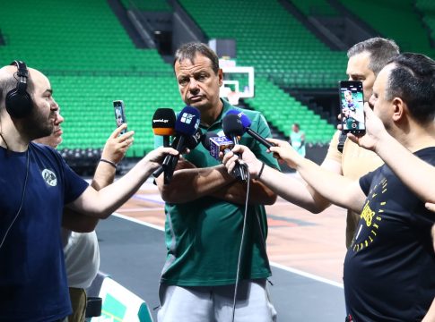 Αταμάν ενόψει του Game 1 με Ολυμπιακό: «Πέμπτη βράδυ θα αποφασίσω για το ρόστερ»