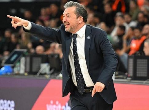 Μπάνκι: «Περήφανος για την προσπάθεια των παικτών, να παίξουμε συγκεντρωμένα στο Game 5»
