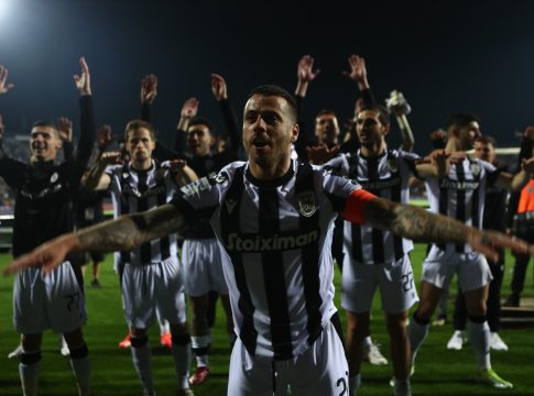 Το αντίο του Βιεϊρίνια στο ποδόσφαιρο: «Ευχαριστώ για την αγάπη σας – Δεν θα ξεχάσω τίποτα» (vid)