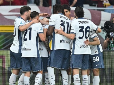 Τορίνο – Ίντερ 0-2: Πέρασε από την έδρα της «γκρανάτα» και περιμένει τη Νάπολι