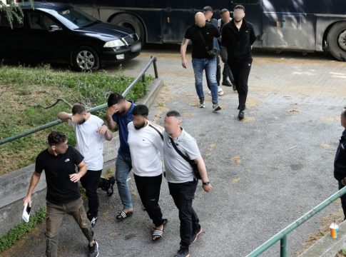 Θεσσαλονίκη: Στο αυτόφωρο για ναρκωτικά οι 5 Τούρκοι συλληφθέντες – Δεν προέκυψε εμπλοκή στους πυροβολισμούς
