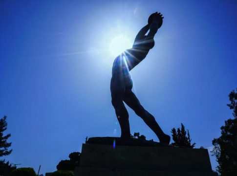 Καιρός: Καλοκαιρινό το σκηνικό, ανεβαίνει η θερμοκρασία – Αφρικανική σκόνη από Τρίτη