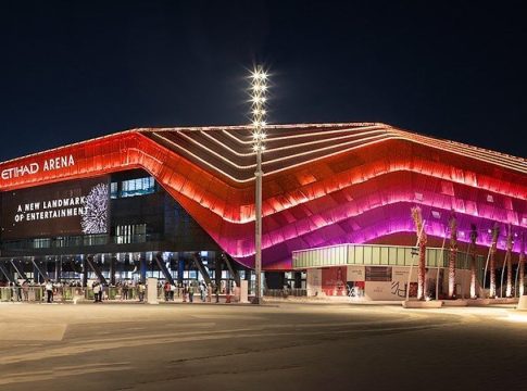 Εκεί θα διεκδικήσει τη Euroleague ο Ολυμπιακός – Η εντυπωσιακή «Etihad Arena» που θα φιλοξενήσει το Final Four (pics, vids)