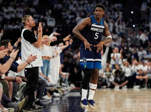 NBA: Μείωσαν την σειρά στο 2-1 οι Τίμπεργουλβς (vids)
