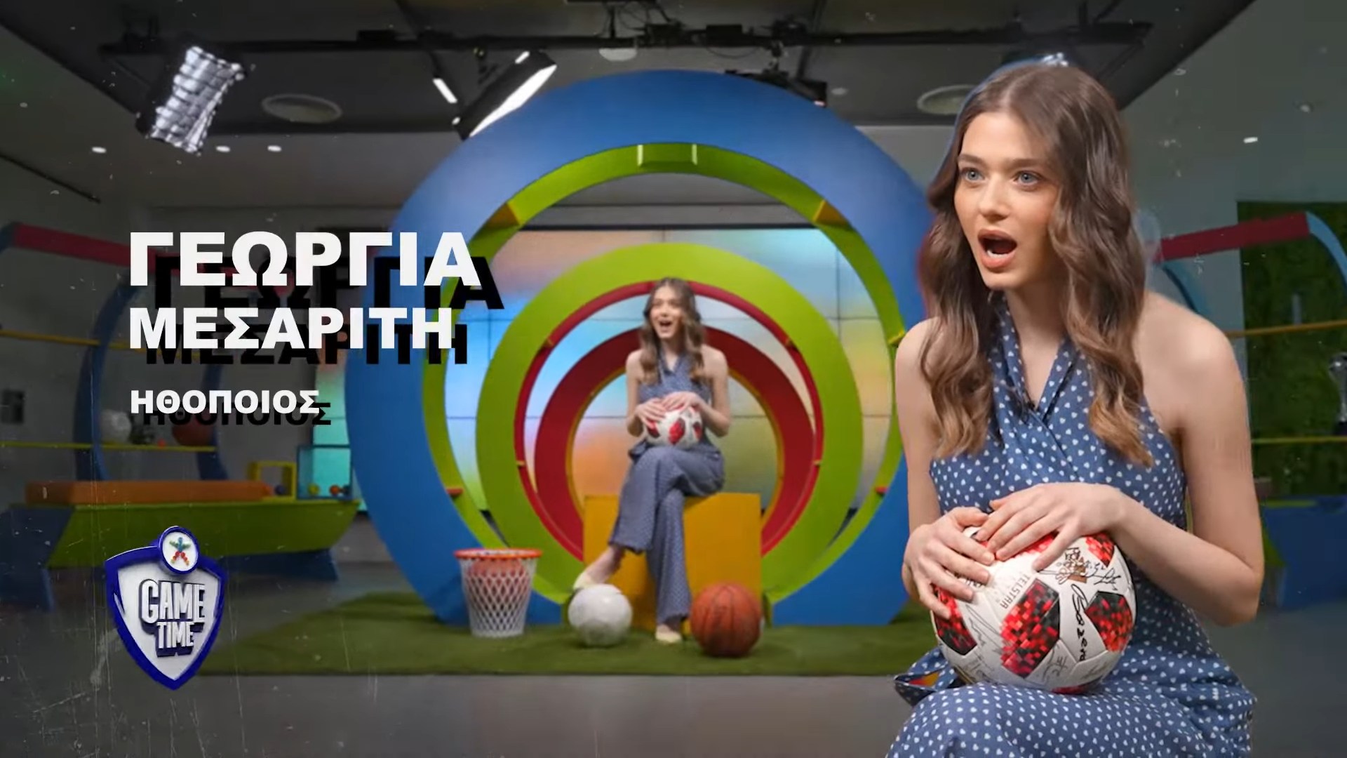 Η Γεωργία Μεσαρίτη στο ΟΠΑΠ Game Time: Ο Μουζακίτης, ο ρόλος κομπάρσου με τον Μπράντ Πιτ και η Έμα Στόουν