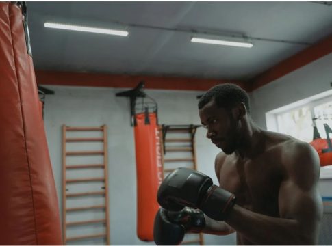 Ultimate Fighting Championship: τα μπόνους, οι κορυφαίοι μαχητές και η Ελλάδα
