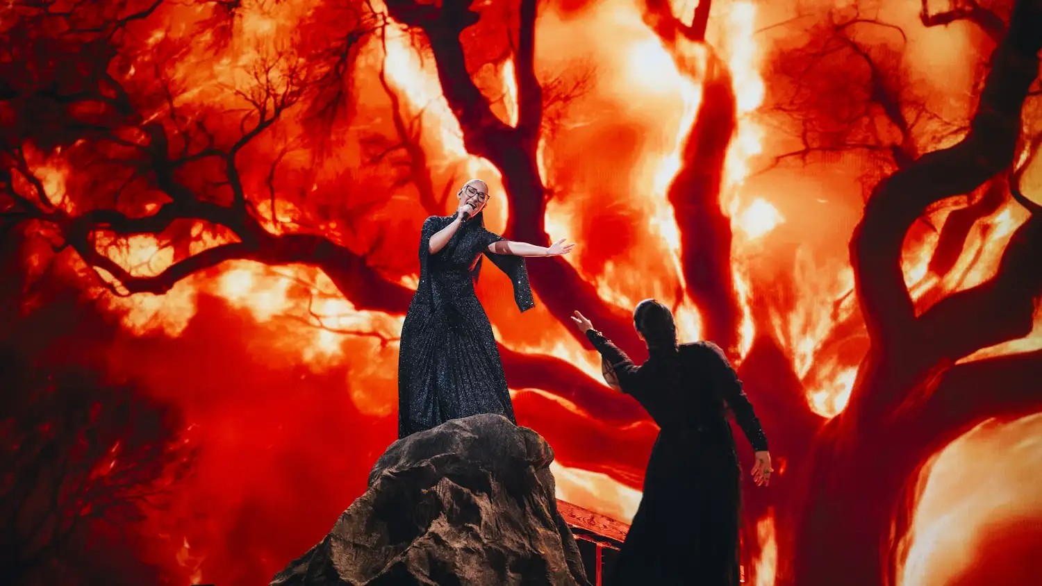 Σάρωσε η Κλαυδία στον τελικό της Eurovision (vid)