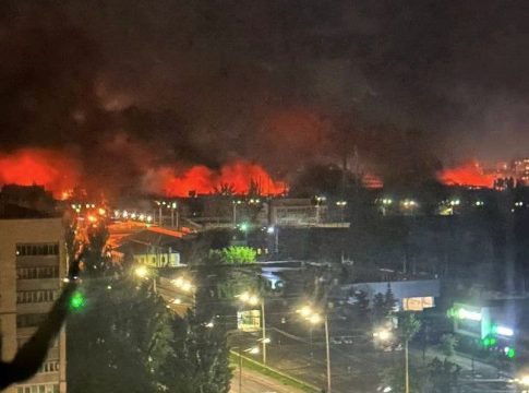 Ουκρανία: Εκρήξεις συγκλονίζουν το Κίεβο – Ρωσική επίθεση με πυραύλους και drones