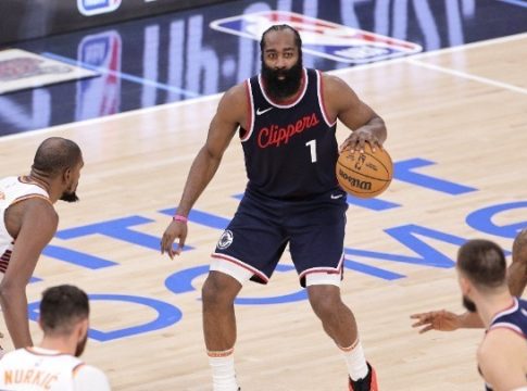 NBA: Ζωντανοί οι Κλίπερς, προκρίθηκαν οι Νικς (vids)