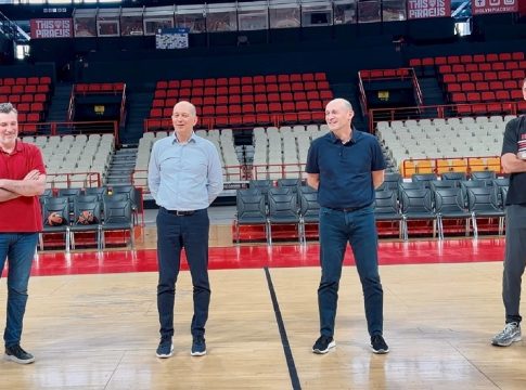 Στο ΣΕΦ οι Αγγελόπουλοι – Η ομιλία πριν το Final Four στο Άμπου Ντάμπι (vid)